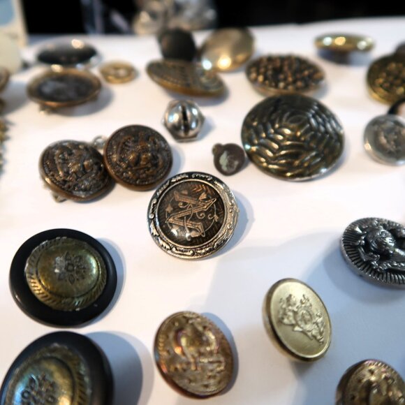 Large Old Button Collection Some Military Style Buttons Some Vintage Variety - Picture 6 of 16